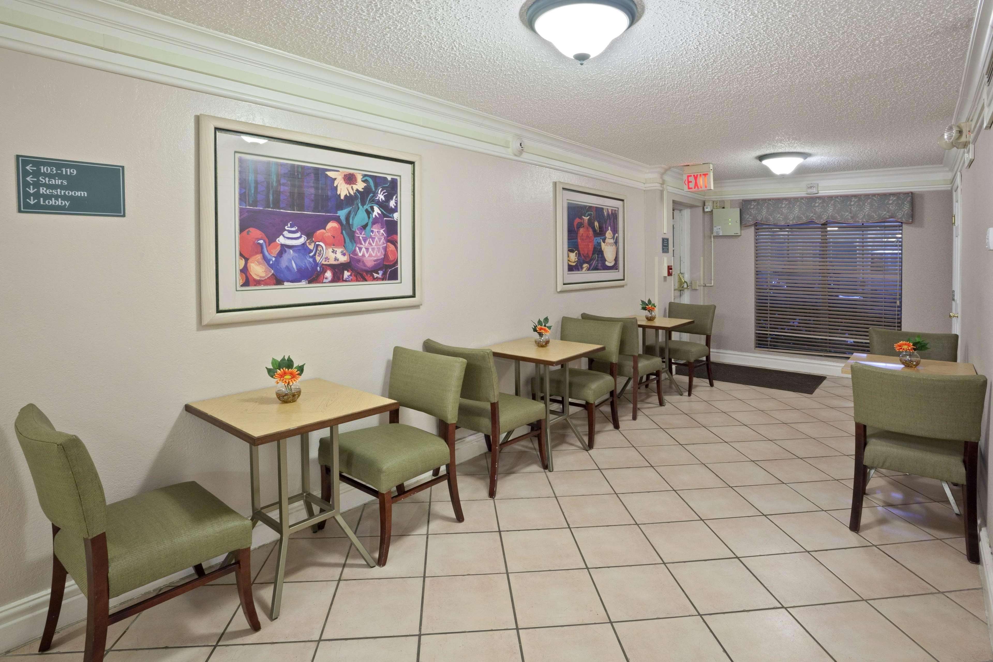 La Quinta Inn By Wyndham Omaha West Kültér fotó