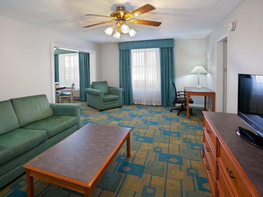 La Quinta Inn By Wyndham Omaha West Kültér fotó