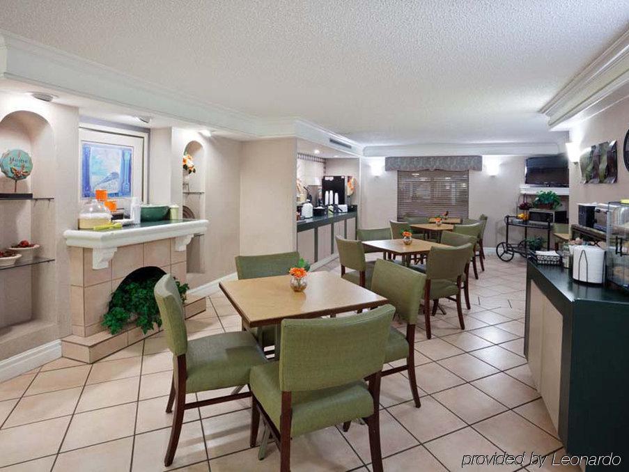 La Quinta Inn By Wyndham Omaha West Kültér fotó
